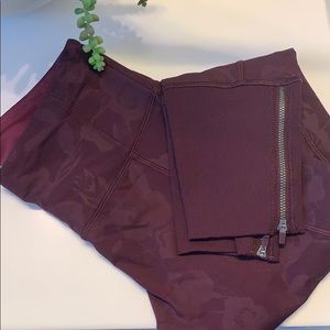 Lululemon Floral zip crop leggings